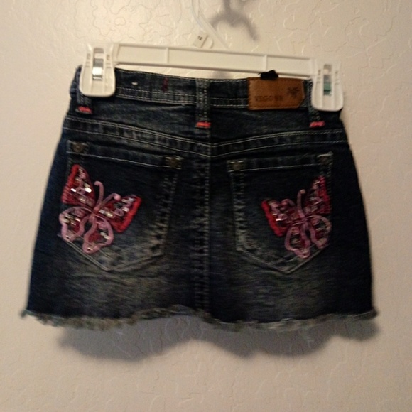 Vigoss denim skirt size 5 with butterfly pockets - Picture 2 of 2